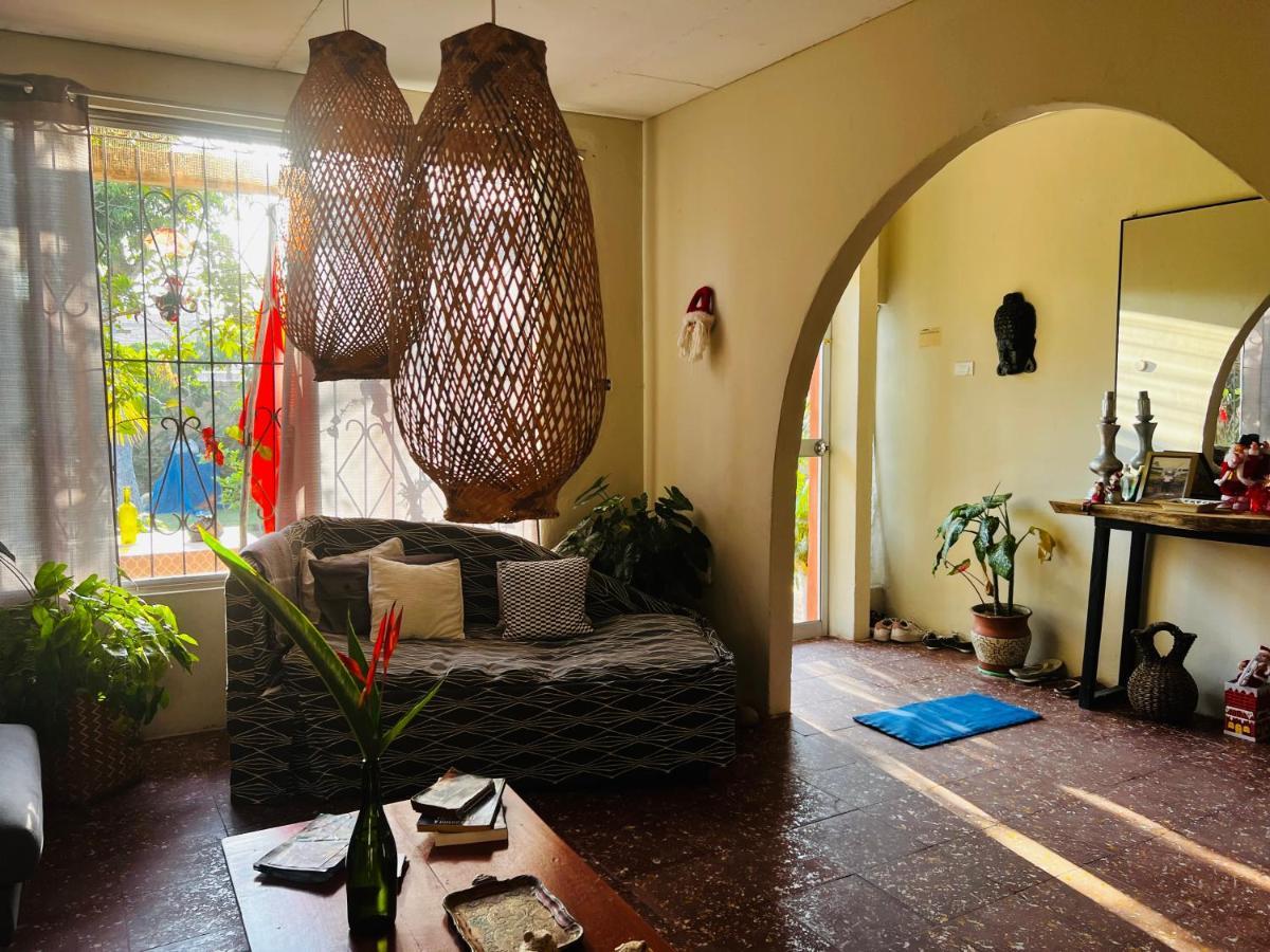 Otorongo Guest House Iquitos Exterior photo